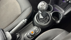 MINI Hatchback 1.5 Cooper Classic II 3dr [Comfort Pack] Petrol Hatchback
